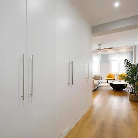 Con Parking A 15 De La Playa サン・セバスティアン