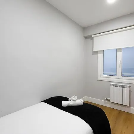 Con Parking A 15 De La Playa アパート サン・セバスティアン