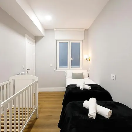 Апартаменты Con Parking A 15 De La Playa Сан-Себастьян